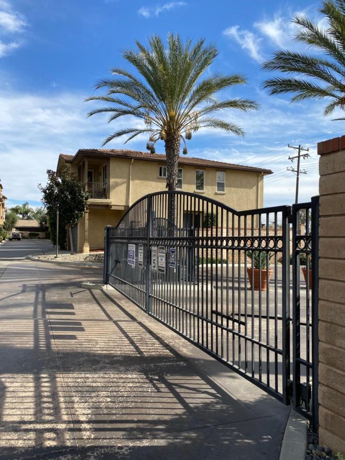 Olive Glen Otel Los Angeles Dış mekan fotoğraf